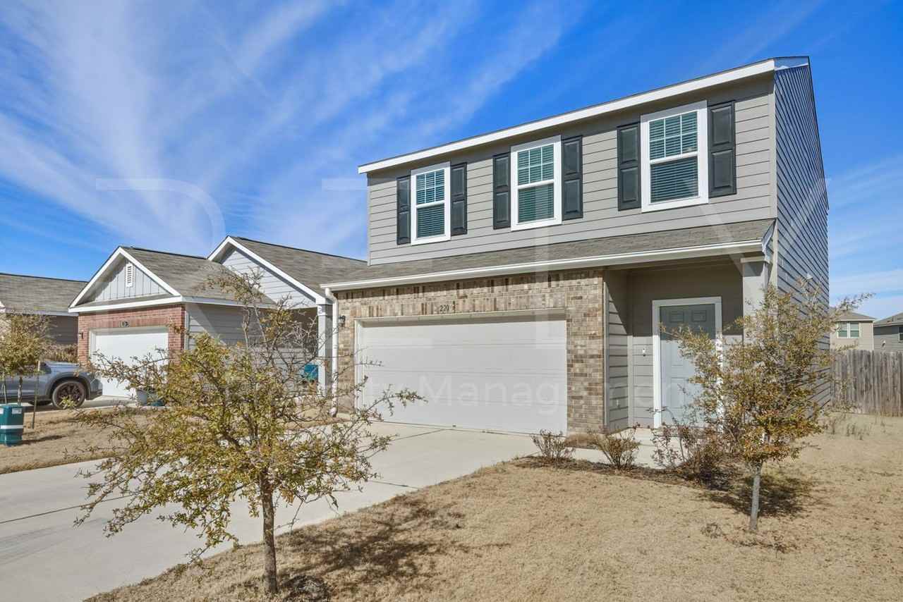 220 Wonderful Life Way - Photo 4 of 35