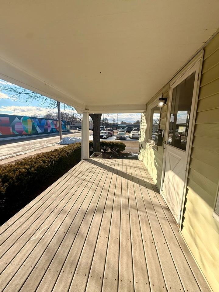 508 Grand Ave - Photo 2 of 21