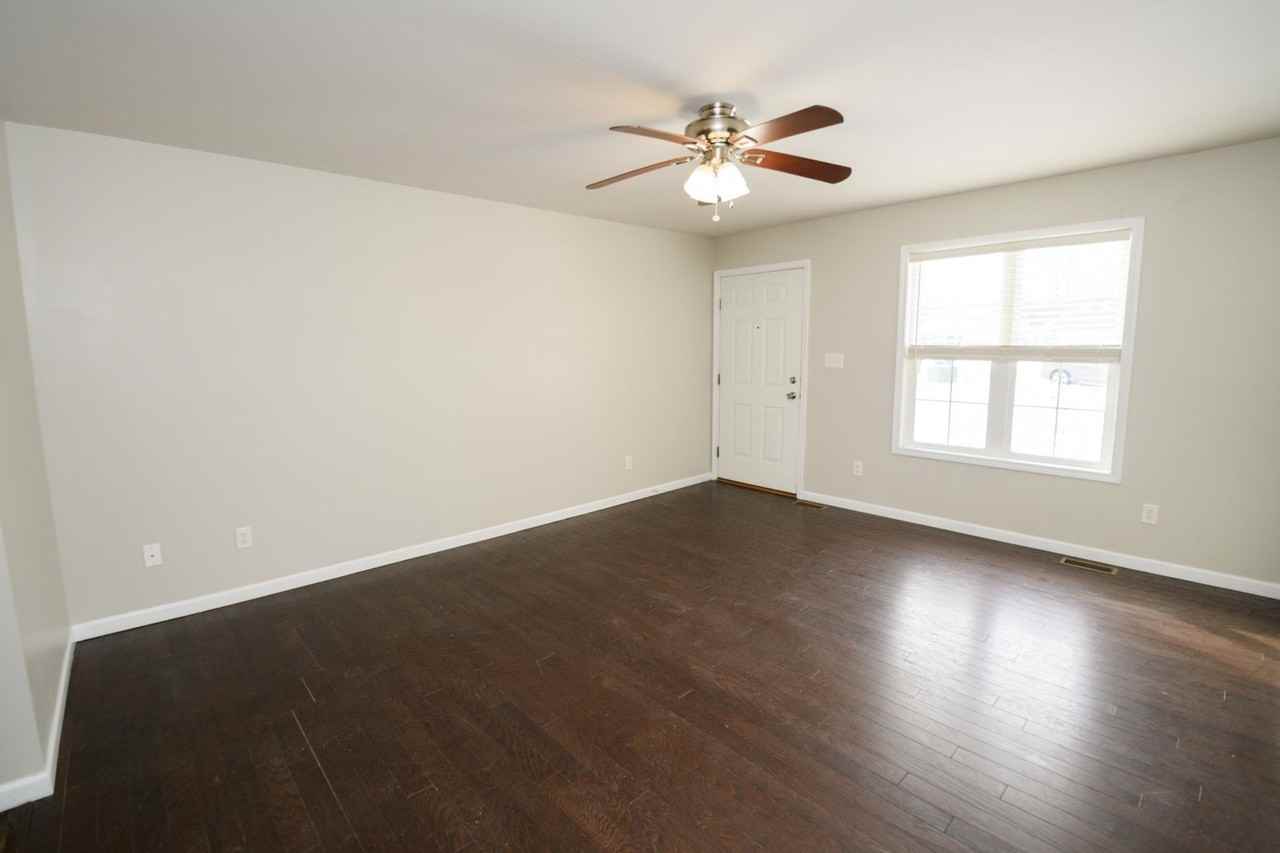 693 Dearborn Rd - Photo 2 of 25