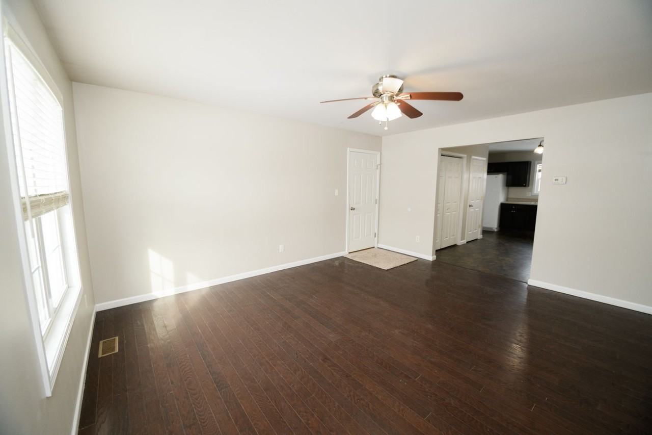 693 Dearborn Rd - Photo 3 of 25