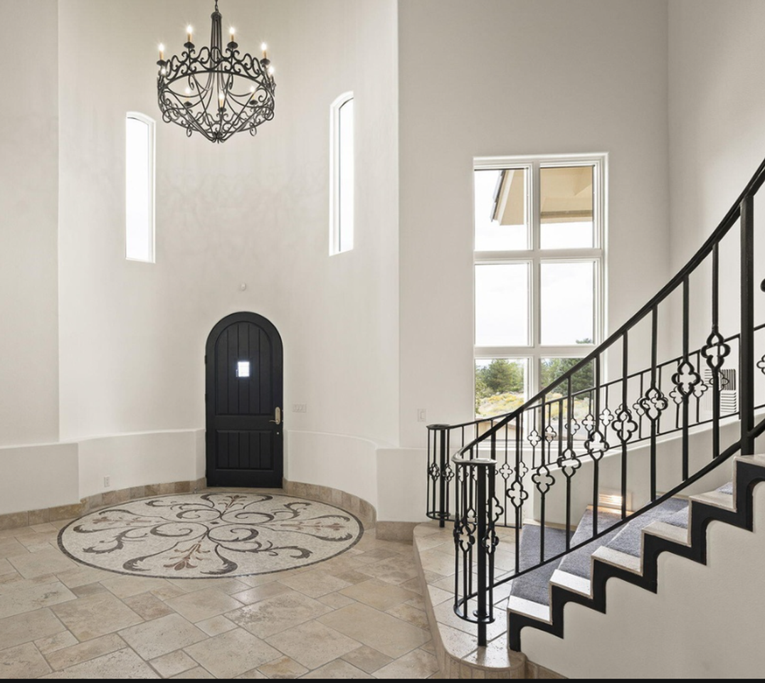 3653 Spirit Bluff Ct - Photo 2 of 22