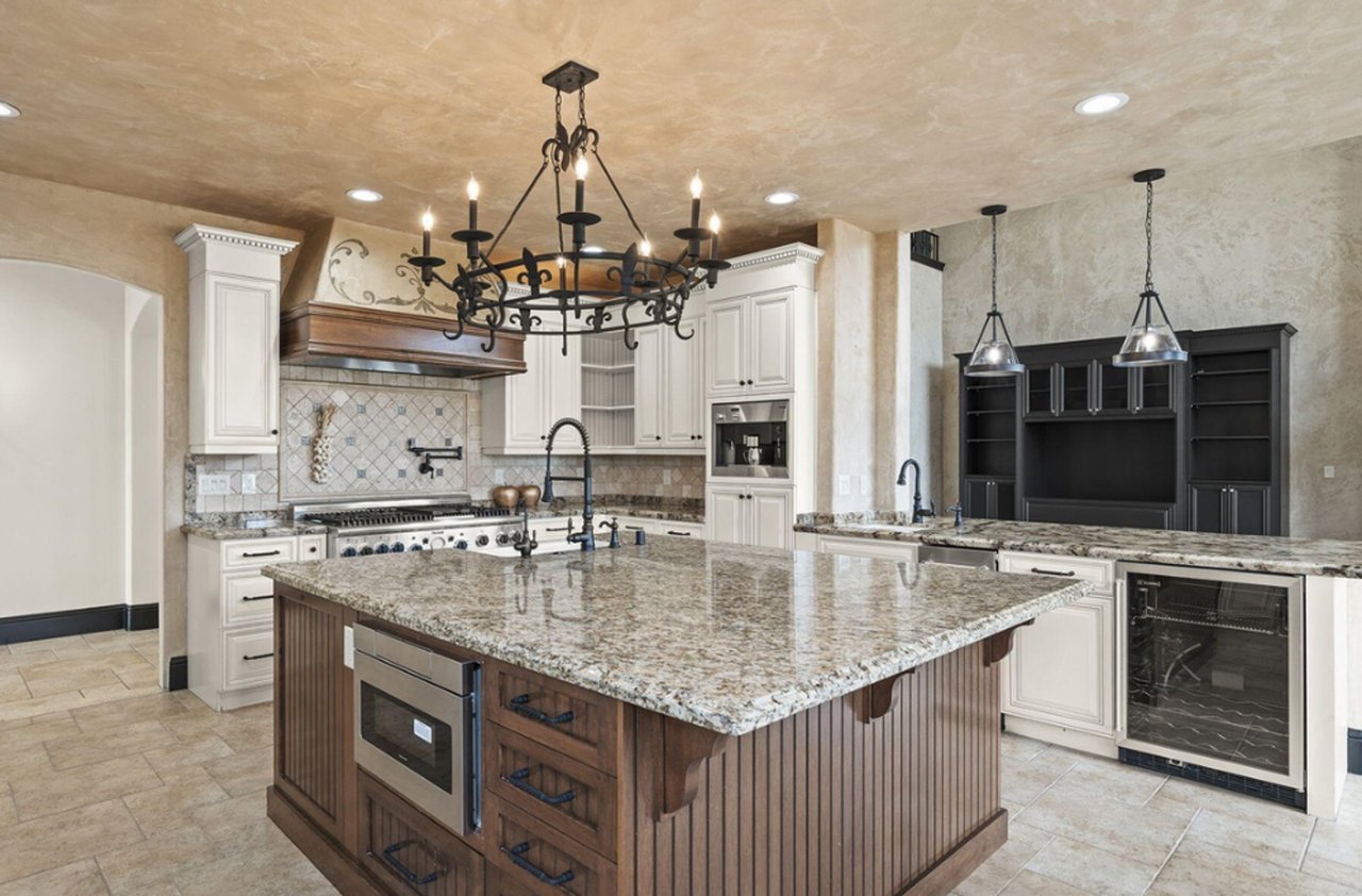 3653 Spirit Bluff Ct - Photo 5 of 22