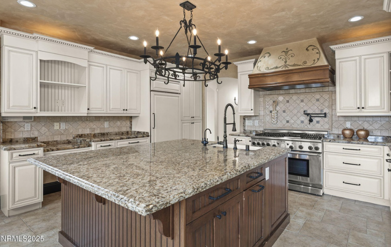 3653 Spirit Bluff Ct - Photo 6 of 22