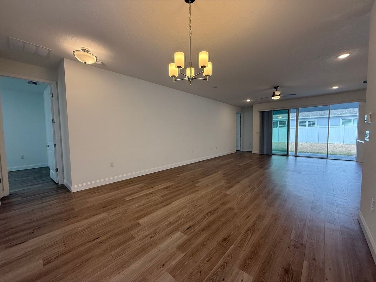 47 La Mancha Dr - Photo 6 of 38