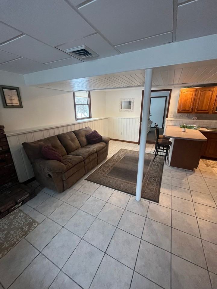 35 Lincoln Ln - Photo 6 of 9