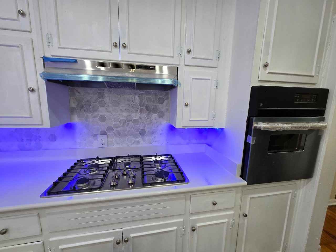 2036 Gorgas St - Photo 3 of 24