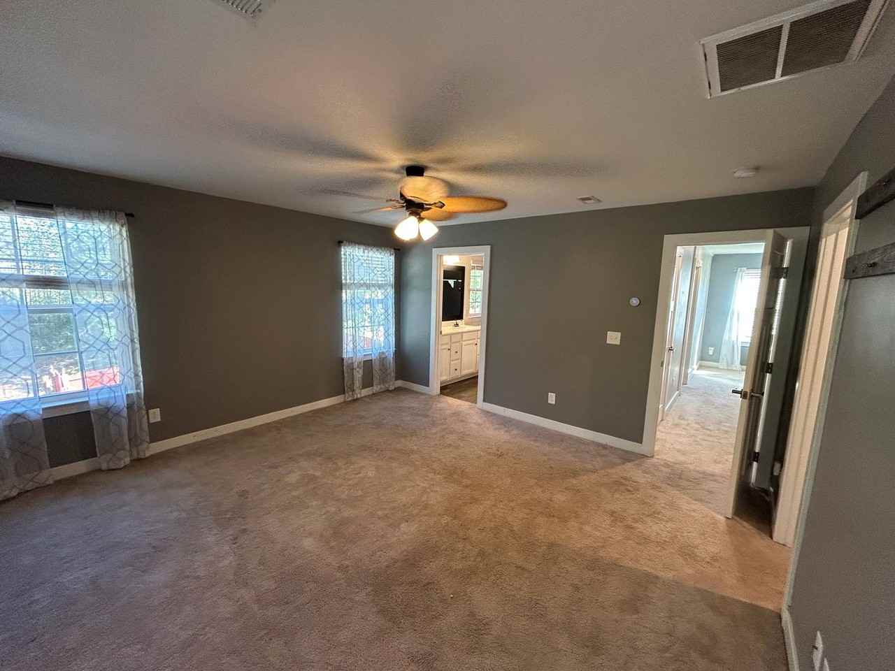 112 Henley Ct - Photo 6 of 19