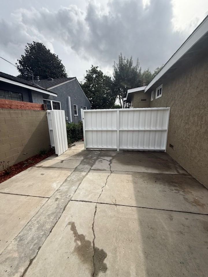 5943 E Adderley Dr #B - Photo 4 of 18