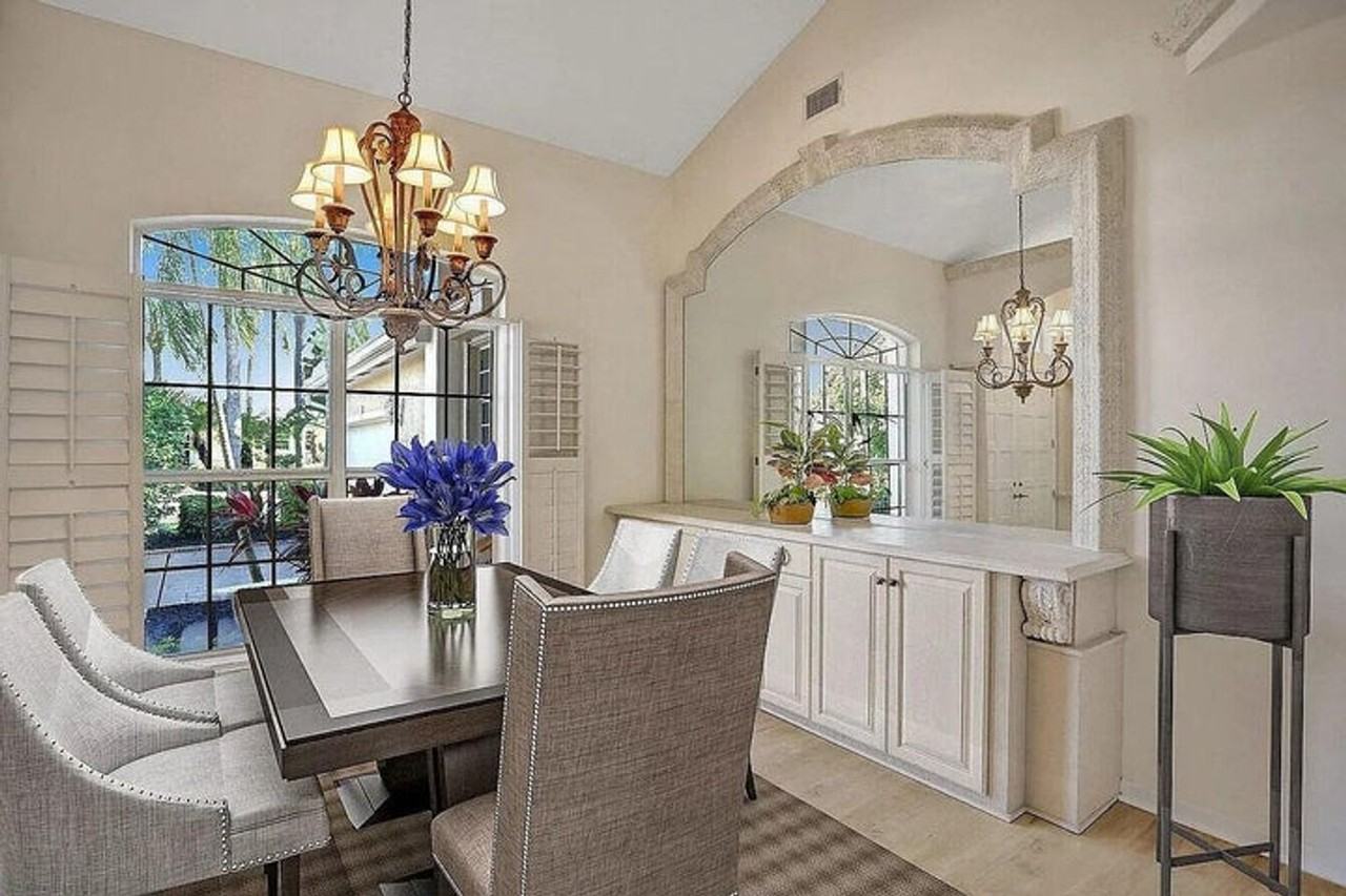 9119 Baybury Ln - Photo 4 of 29