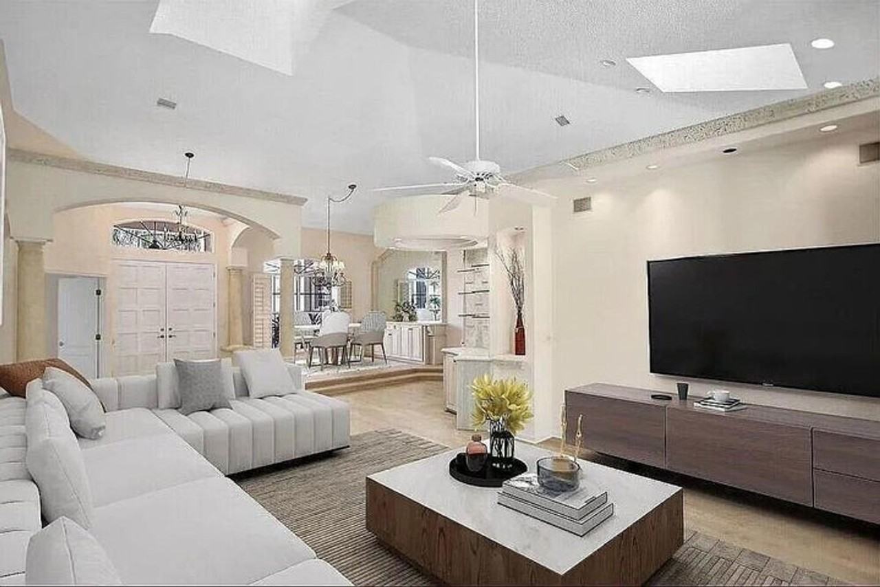 9119 Baybury Ln - Photo 7 of 29