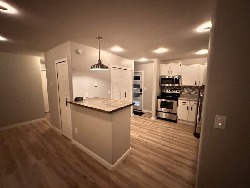 328 Livingston St #328 - Photo 7 of 20