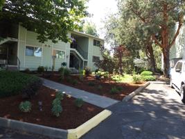 featured image of 1016 W 8th Pl