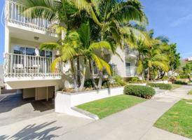 featured image of 8211 Redlands St