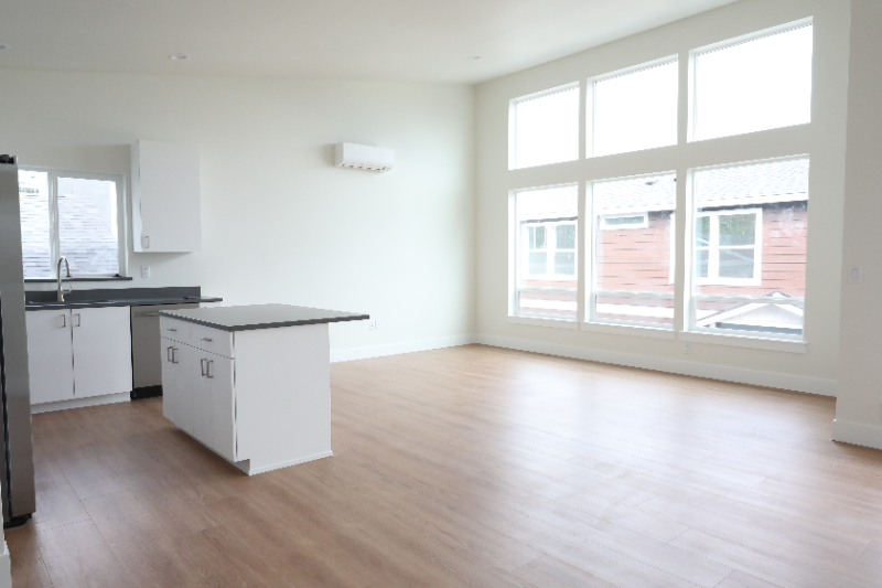 12903 Se Ridgecrest Rd - Photo 2 of 15