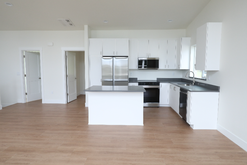 12903 Se Ridgecrest Rd - Photo 4 of 15