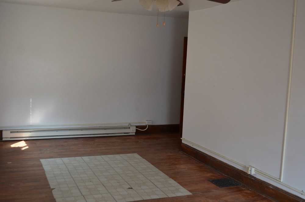 185 W Spotswood Ave - Photo 6 of 10