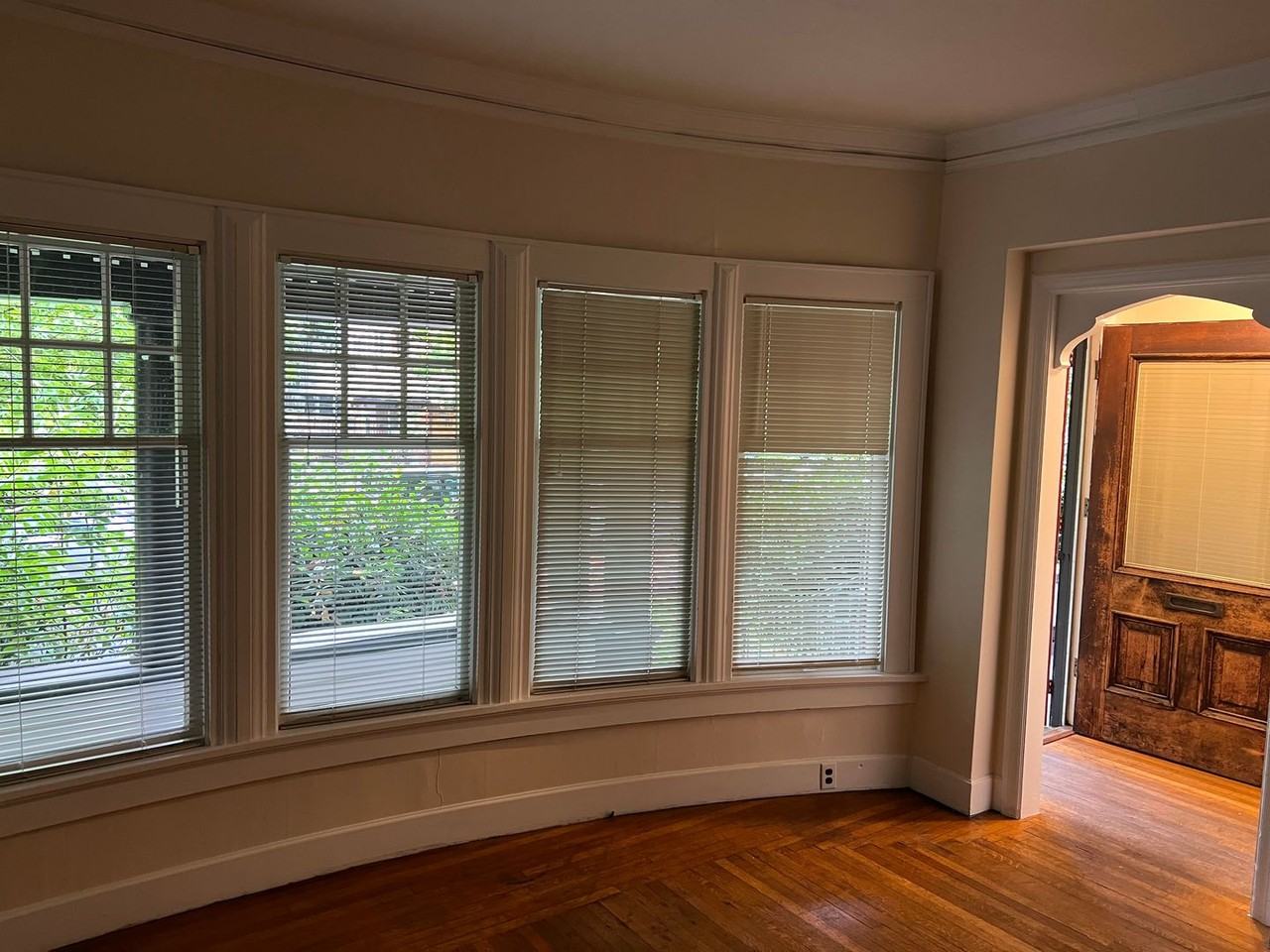 379 E 12th Ave - Photo 3 of 17