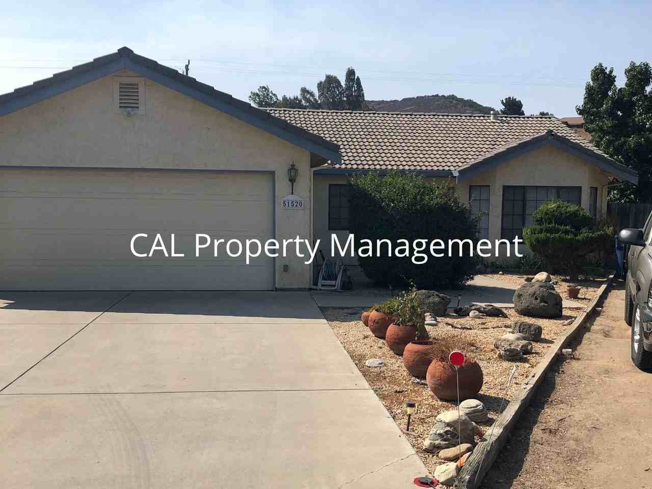 51520 Pine Creek Pl - Photo 2 of 20