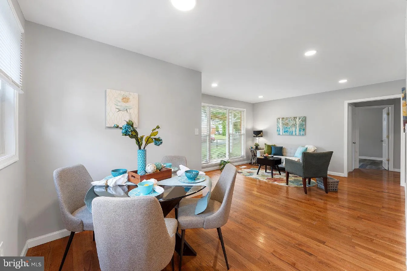 2711 Edfeldt Dr - Photo 4 of 14