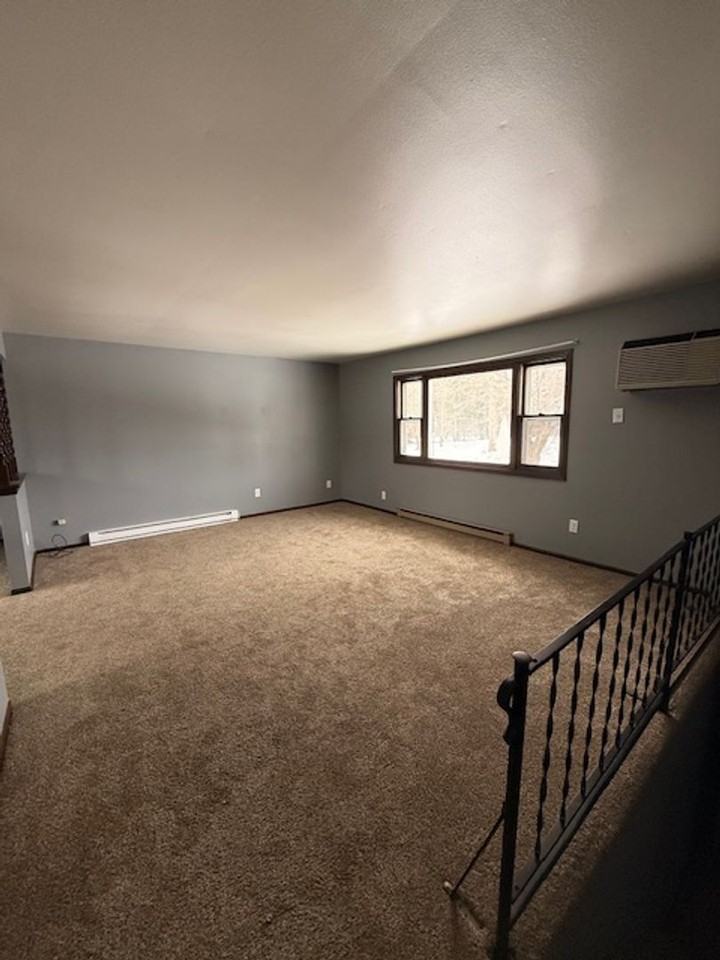 513 21st Ave S - Photo 4 of 6