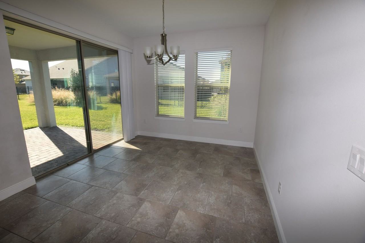 10284 Atwater Bay Dr - Photo 6 of 23