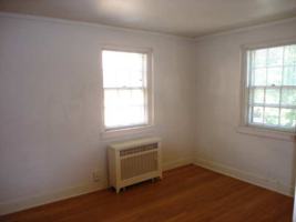 featured image of 2206 Kendall Ave