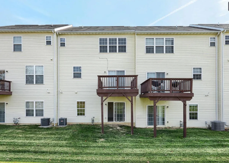 2304 Sunny Hill Cir - Photo 5 of 24