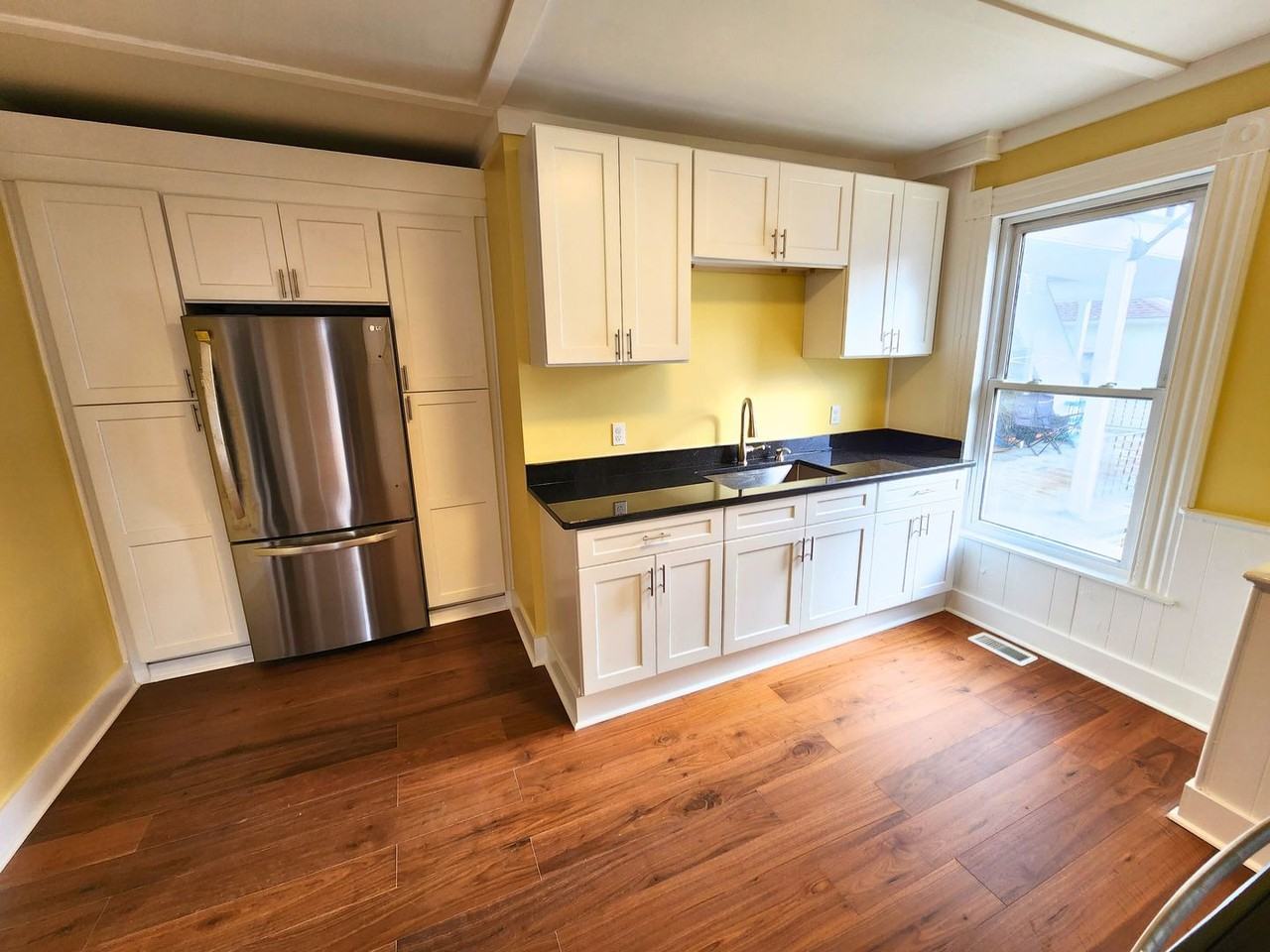 236 South St - Photo 2 of 31