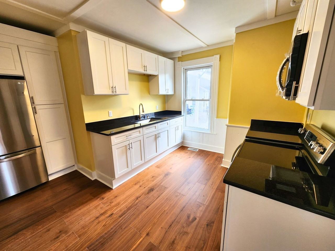 236 South St - Photo 4 of 31