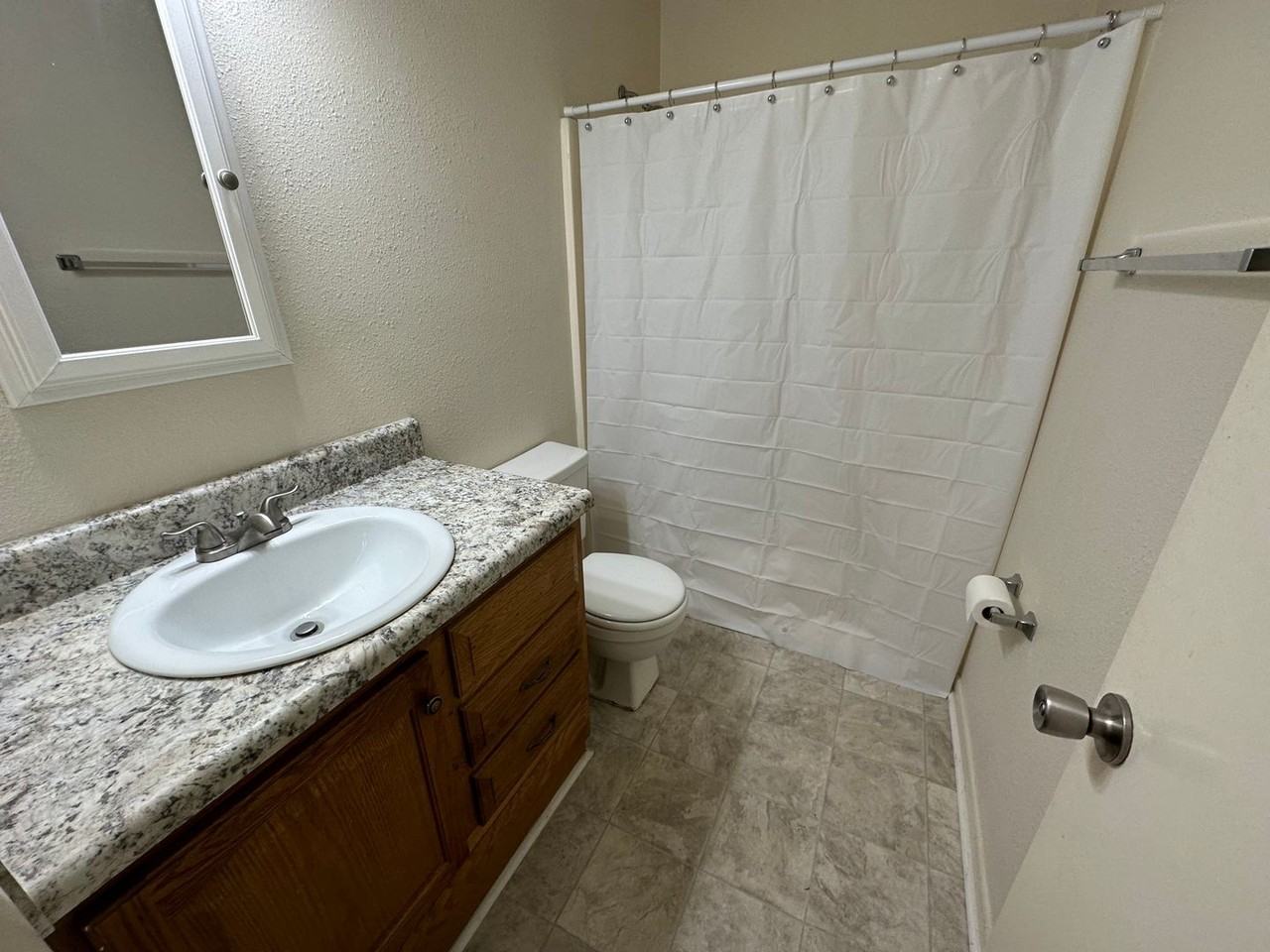 4110 Brewster Rd - Photo 3 of 6