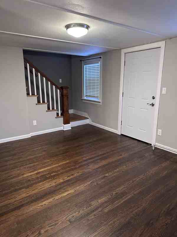 395 Old Waterbury Rd - Photo 5 of 16