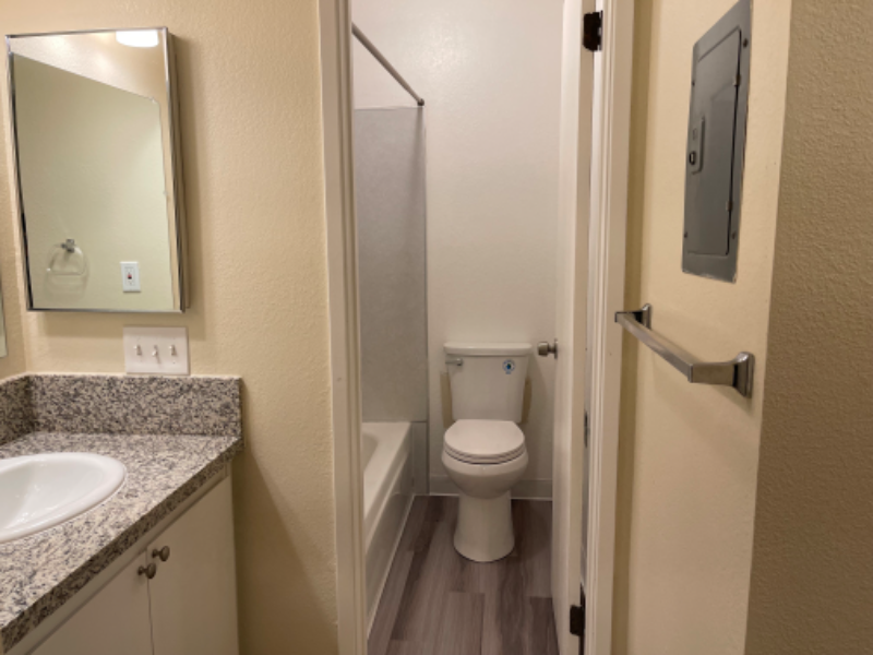 1241 Morse Ave #2 - Photo 5 of 8