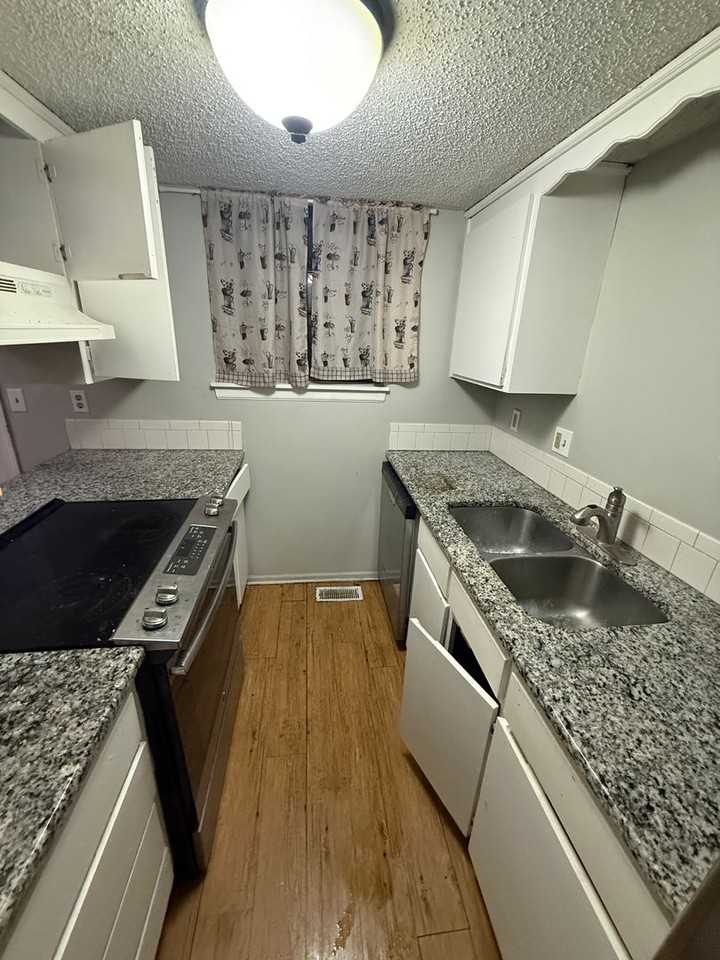 2837 Eaton St - Photo 7 of 19