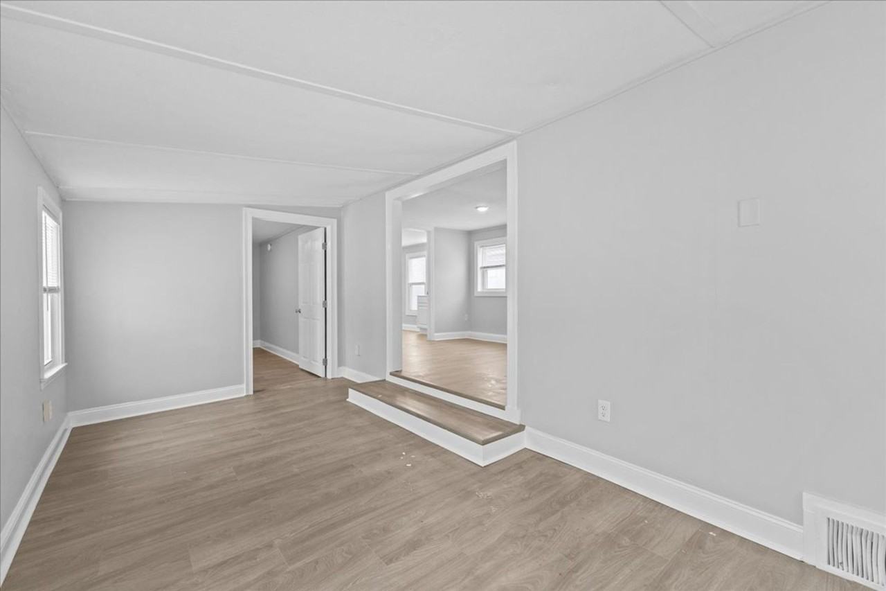 39 Avenue C - Photo 5 of 17