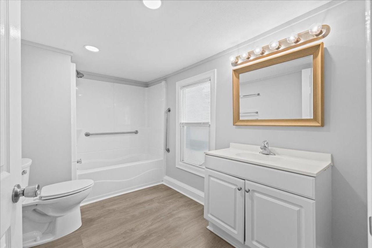 39 Avenue C - Photo 7 of 17