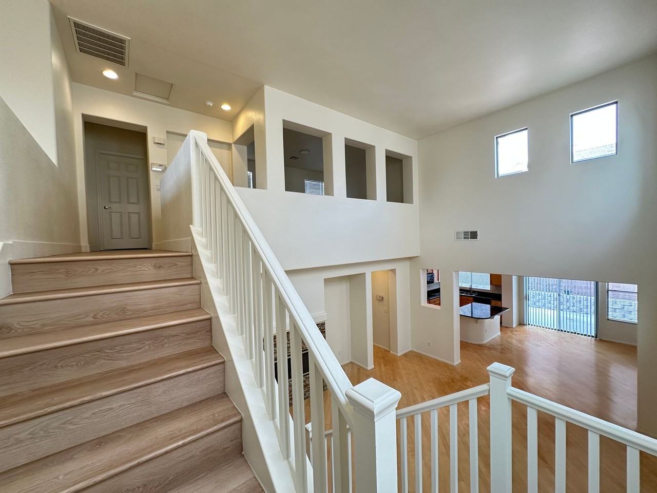 2381 Carnegie Hall St - Photo 6 of 21