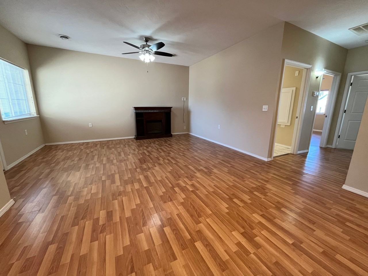 217 N Cherry St - Photo 3 of 21