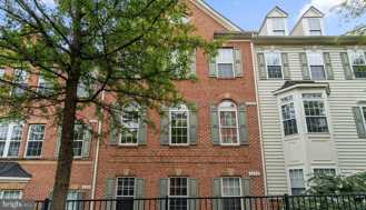 2456 Eastbourne Dr - Photo 1 of 1