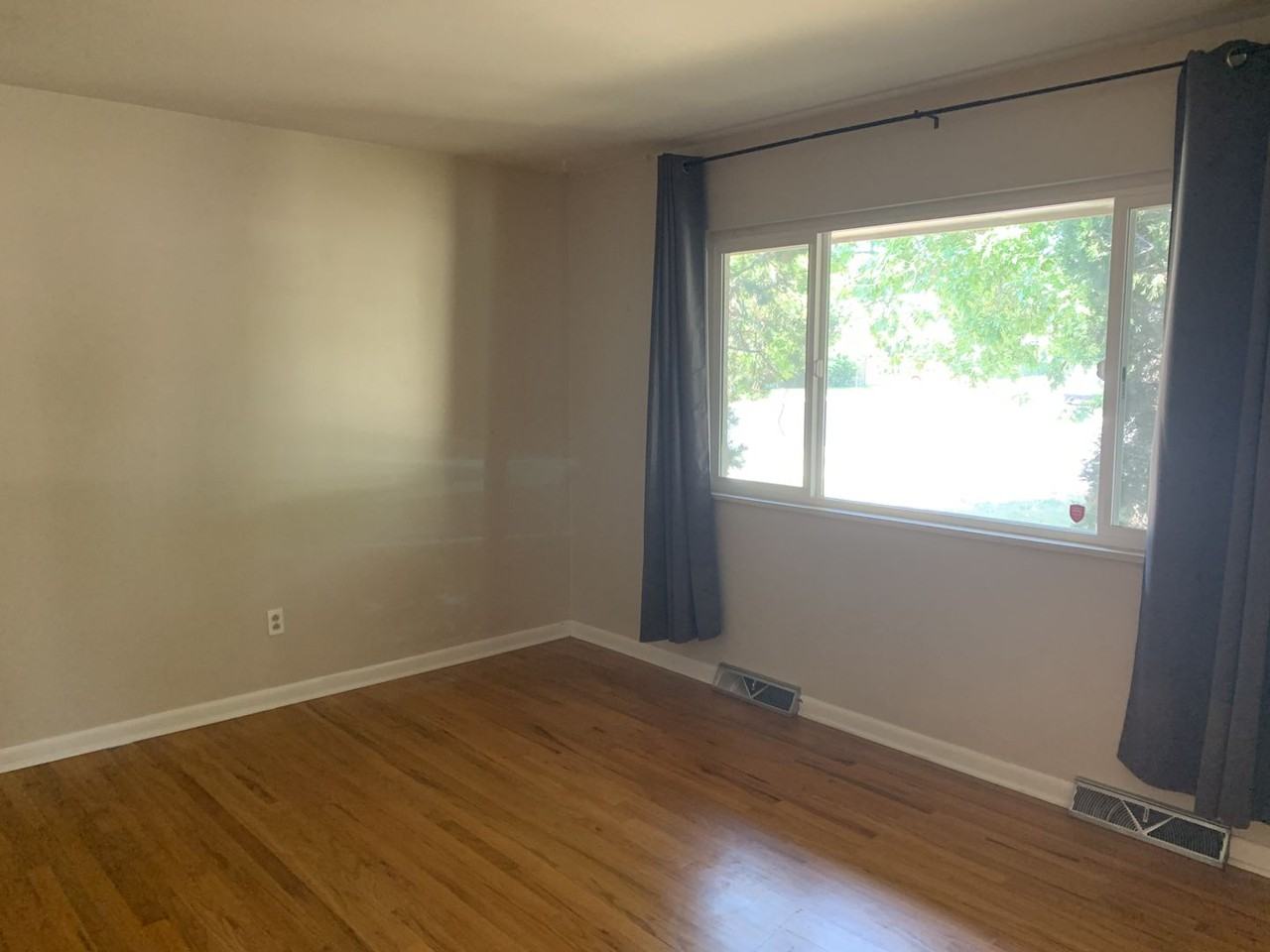 2532 Stanford Rd - Photo 3 of 33