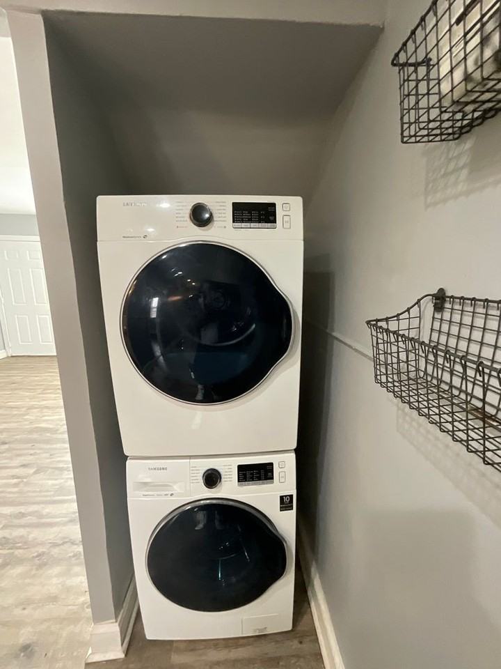 1766 Gales St Ne ##Ne - Photo 5 of 15