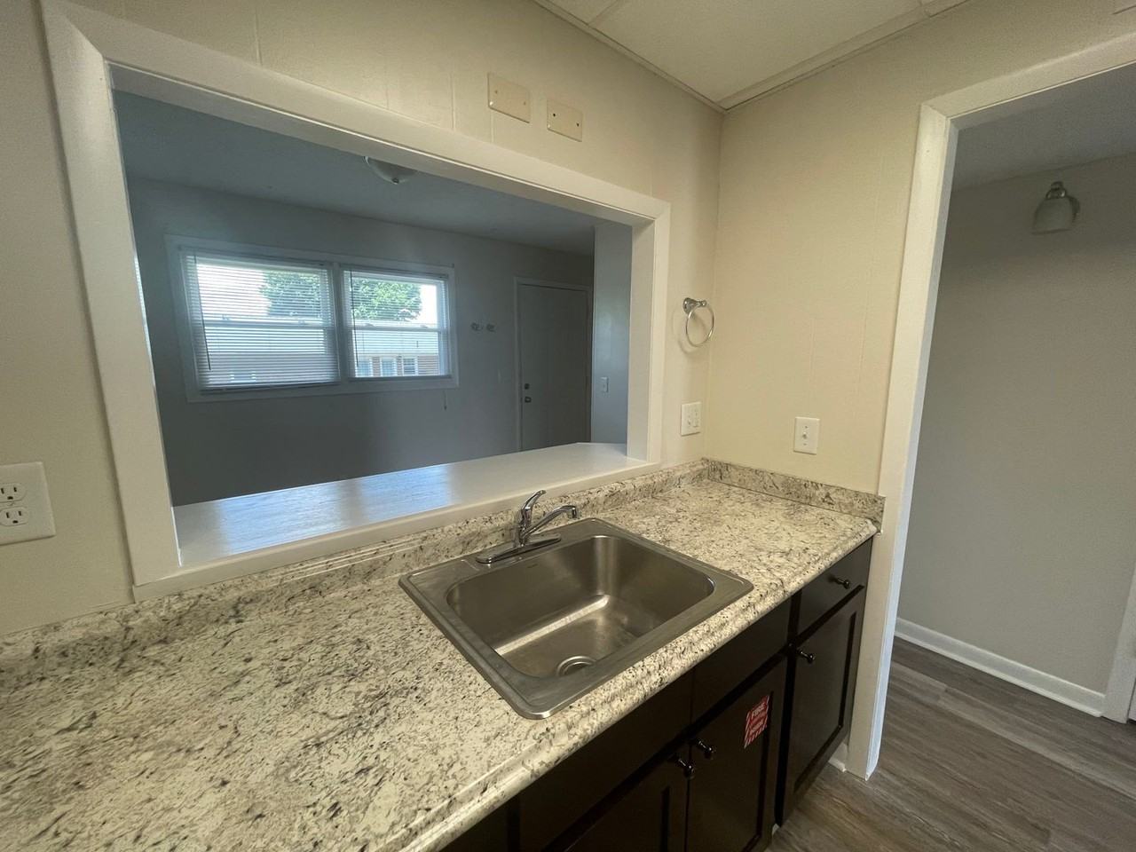 332 Old Gray Station Rd #6 - Photo 4 of 8