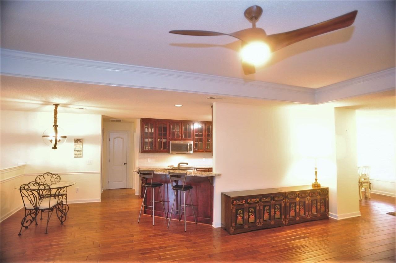 139 Timberlake Dr - Photo 5 of 43