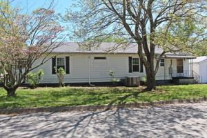 featured image of 1379 Dalton St