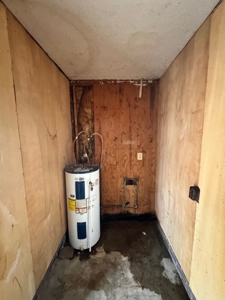 2070 Cottonwood Dr - Photo 4 of 25