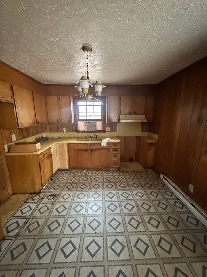 2070 Cottonwood Dr - Photo 6 of 25