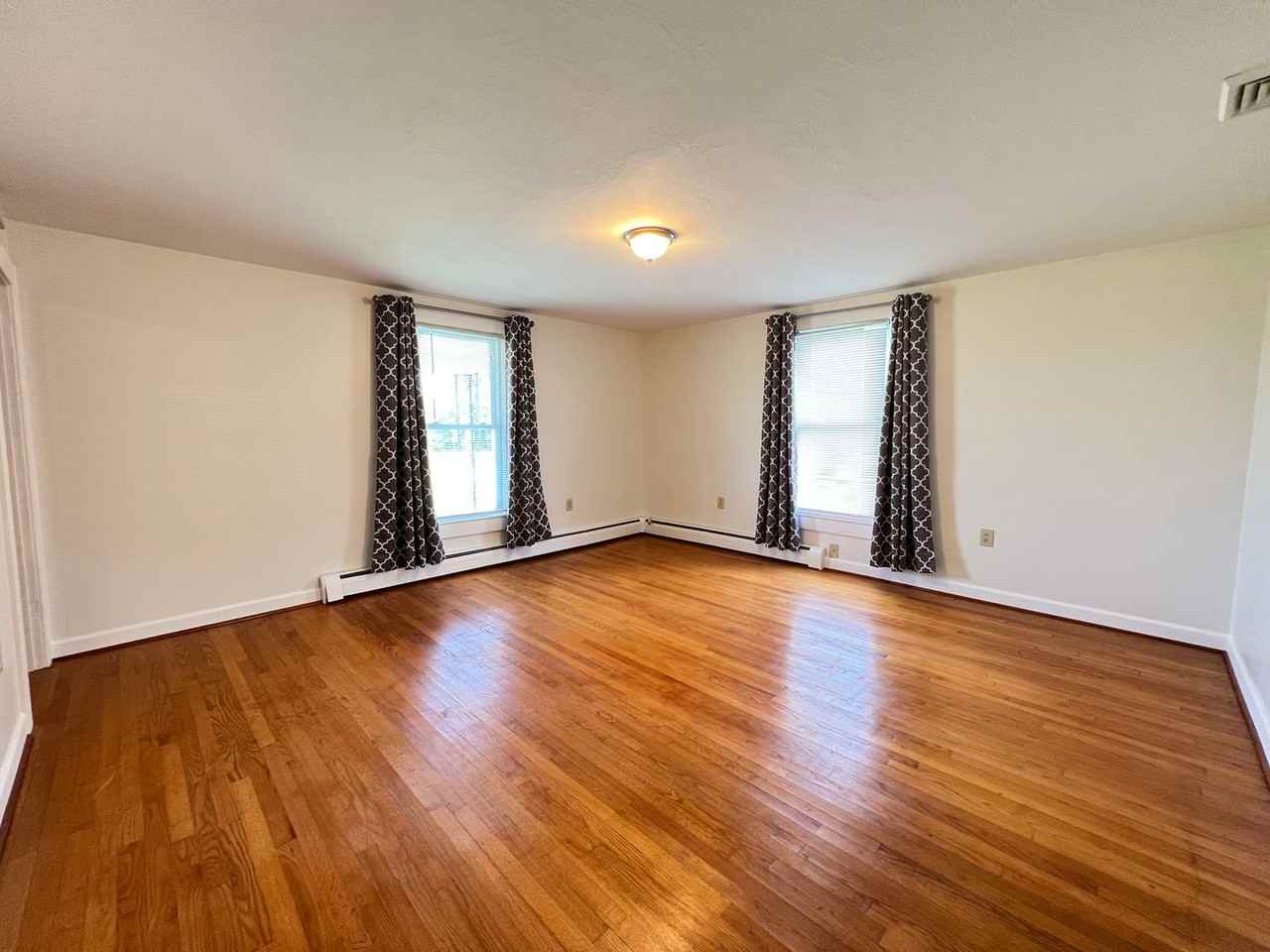 5323 Union Level Rd - Photo 2 of 15