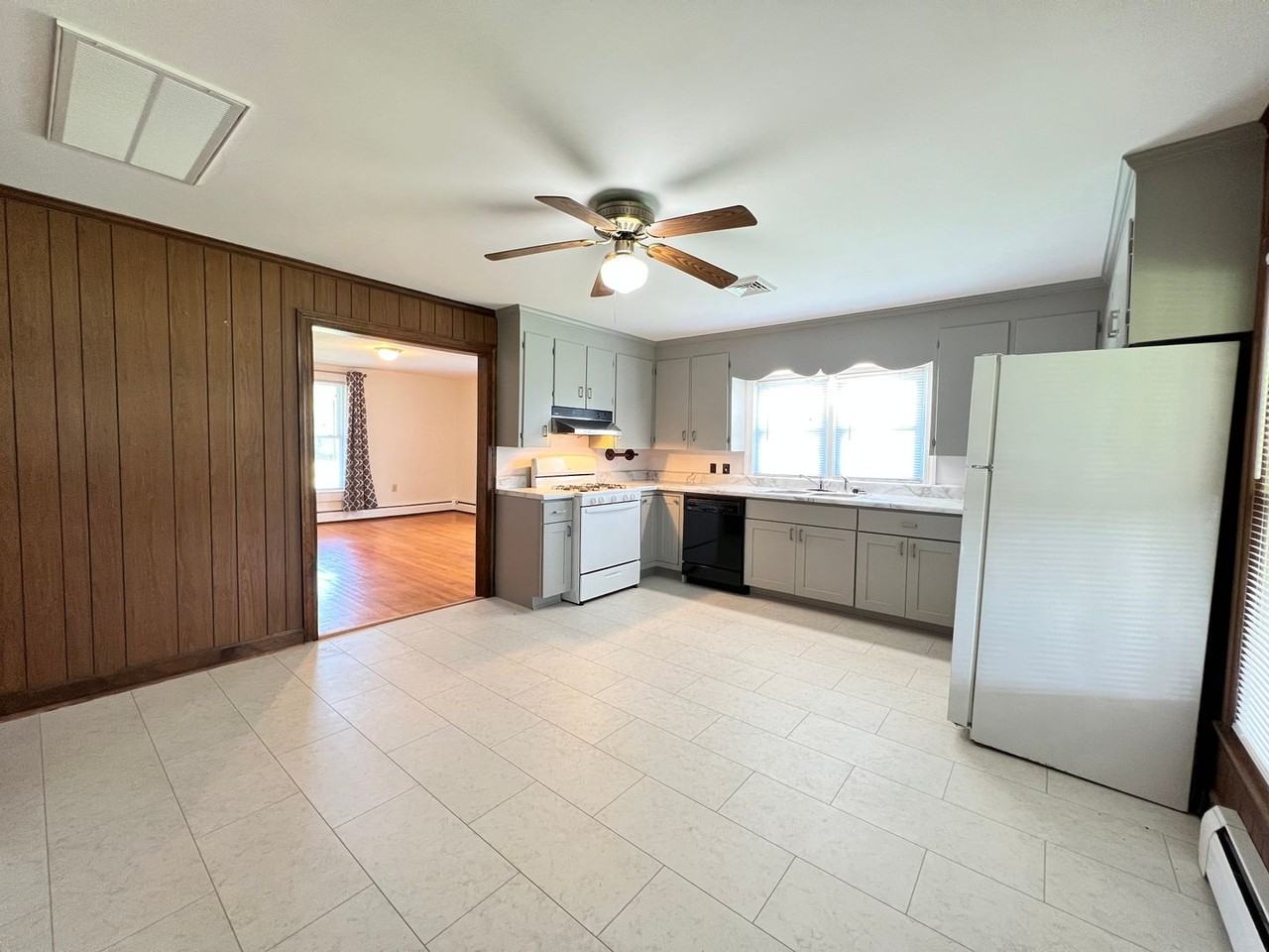 5323 Union Level Rd - Photo 6 of 15