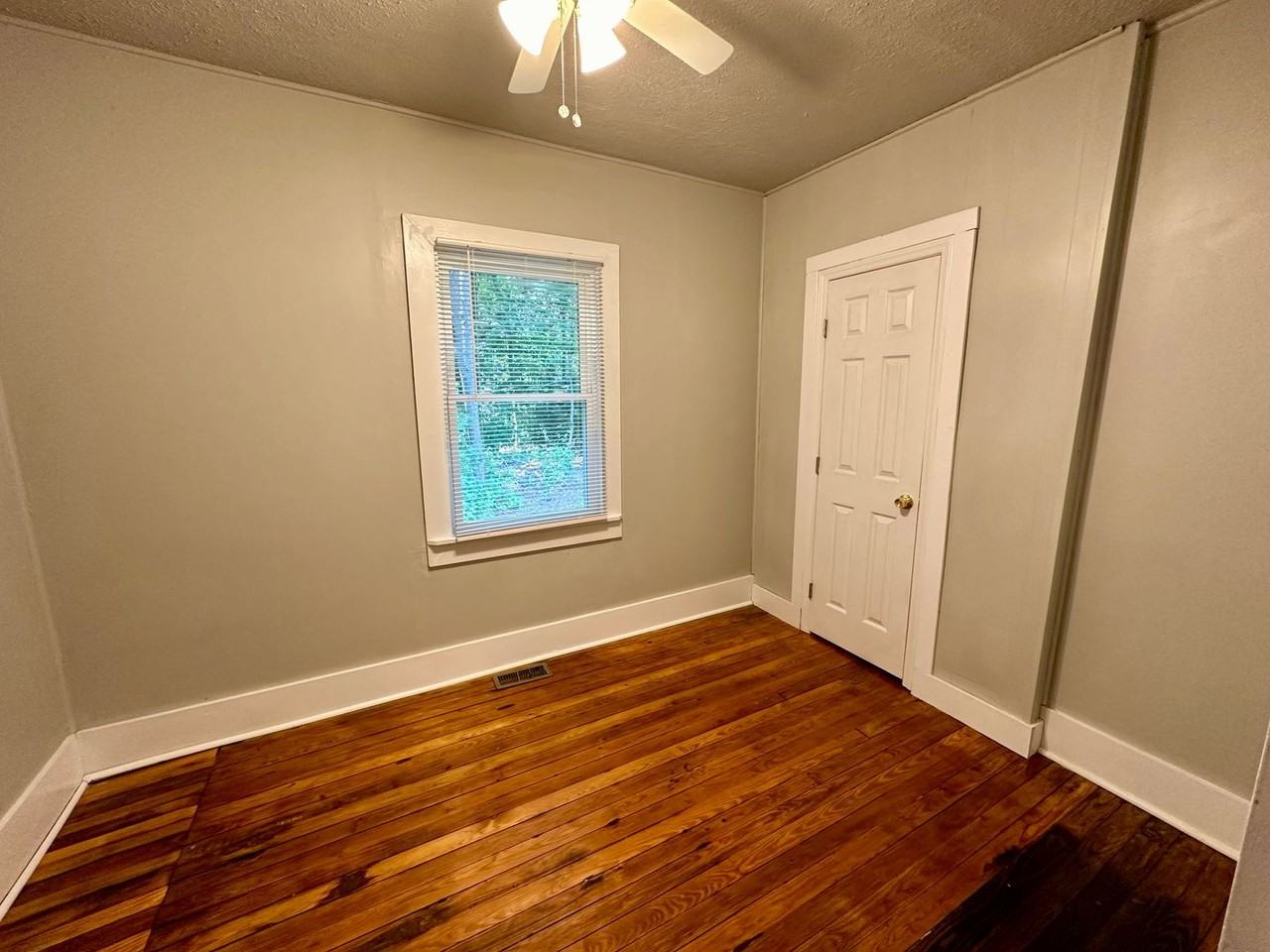 115 High St - Photo 5 of 12