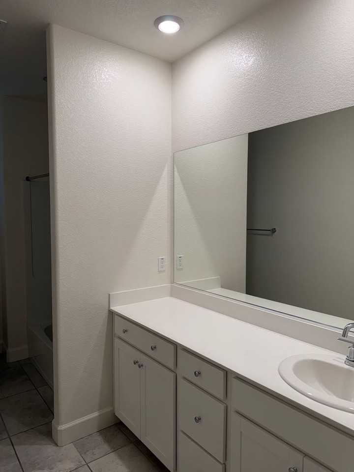 920 Puma St - Photo 5 of 11