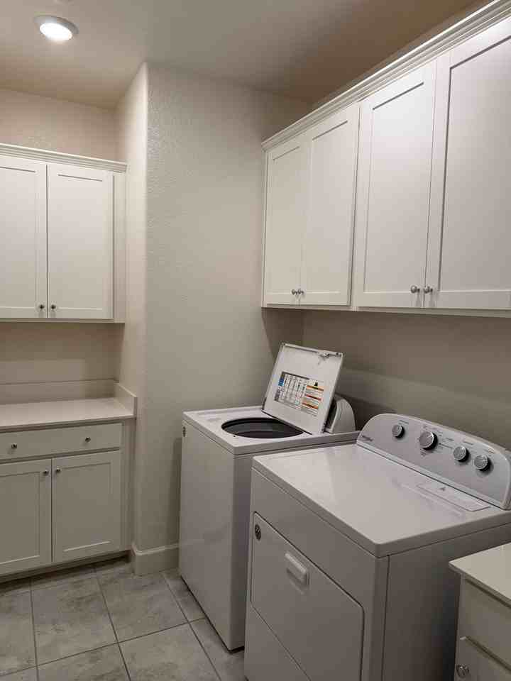 920 Puma St - Photo 6 of 11